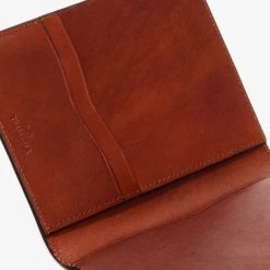 Trafalgar men Cortina RFID Passport Case -Valextra Shop b2331fe8abfa4eb1953ba9c1dc528c73 bc762c36 87bf 4dc1 b57c 509d15ac5b55 1080x