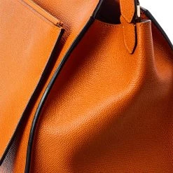 women Valextra Passepartout Medium Leather Tote -Valextra Shop dce572a0bd464d6c97ff425d0cbc4dfb fa9291da d6cc 4269 b4cf 2c0f3de38912 1080x